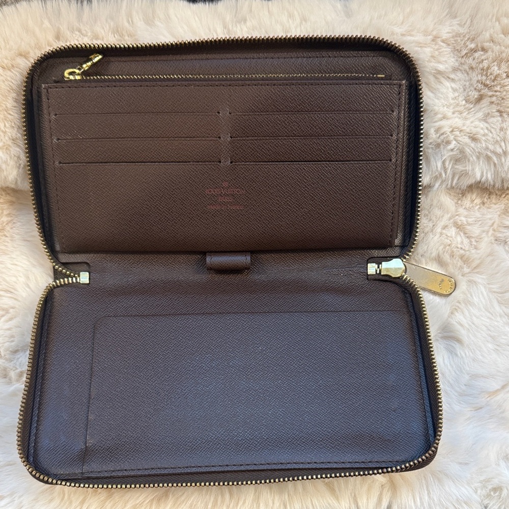 Louis Vuitton Brown Zippy Damier Ebene Organizer Wallet - Picture 8 of 10
